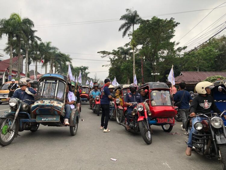 Ekspedisi Toba- HPN 2023: Asyiknya Jalan-Jalan Sore dengan Becak Motor Siantar