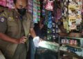 Satpol PP Kota Cimahi Sita Ratusan Bungkus Rokok Ilegal