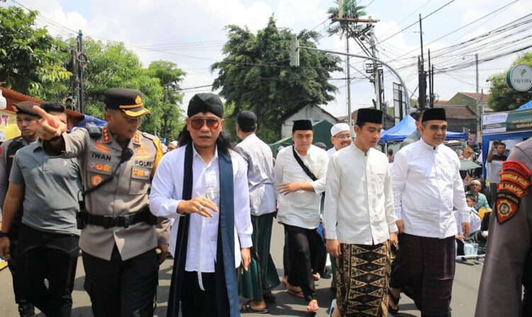 Gibran, Muzani, hingga Gus Miftah Hadir Bersama di Haul Habib Solo